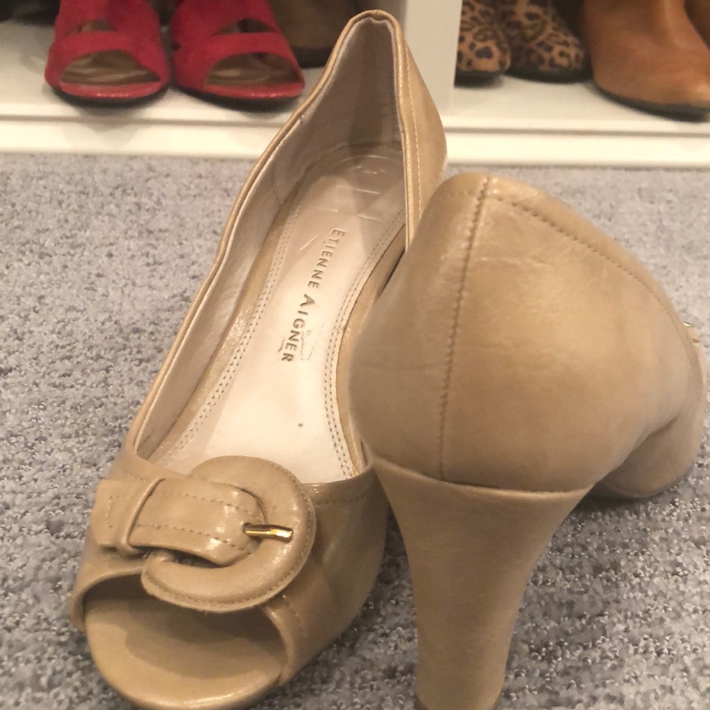 Shoes only been worn once